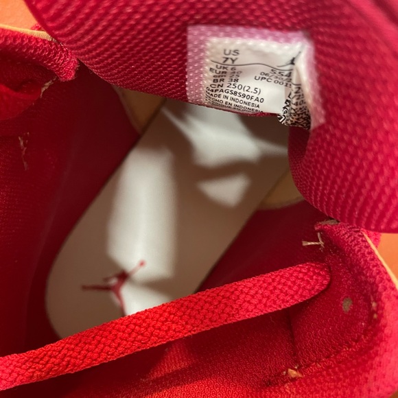 Nike Jordan Mid - Picture 5 of 5